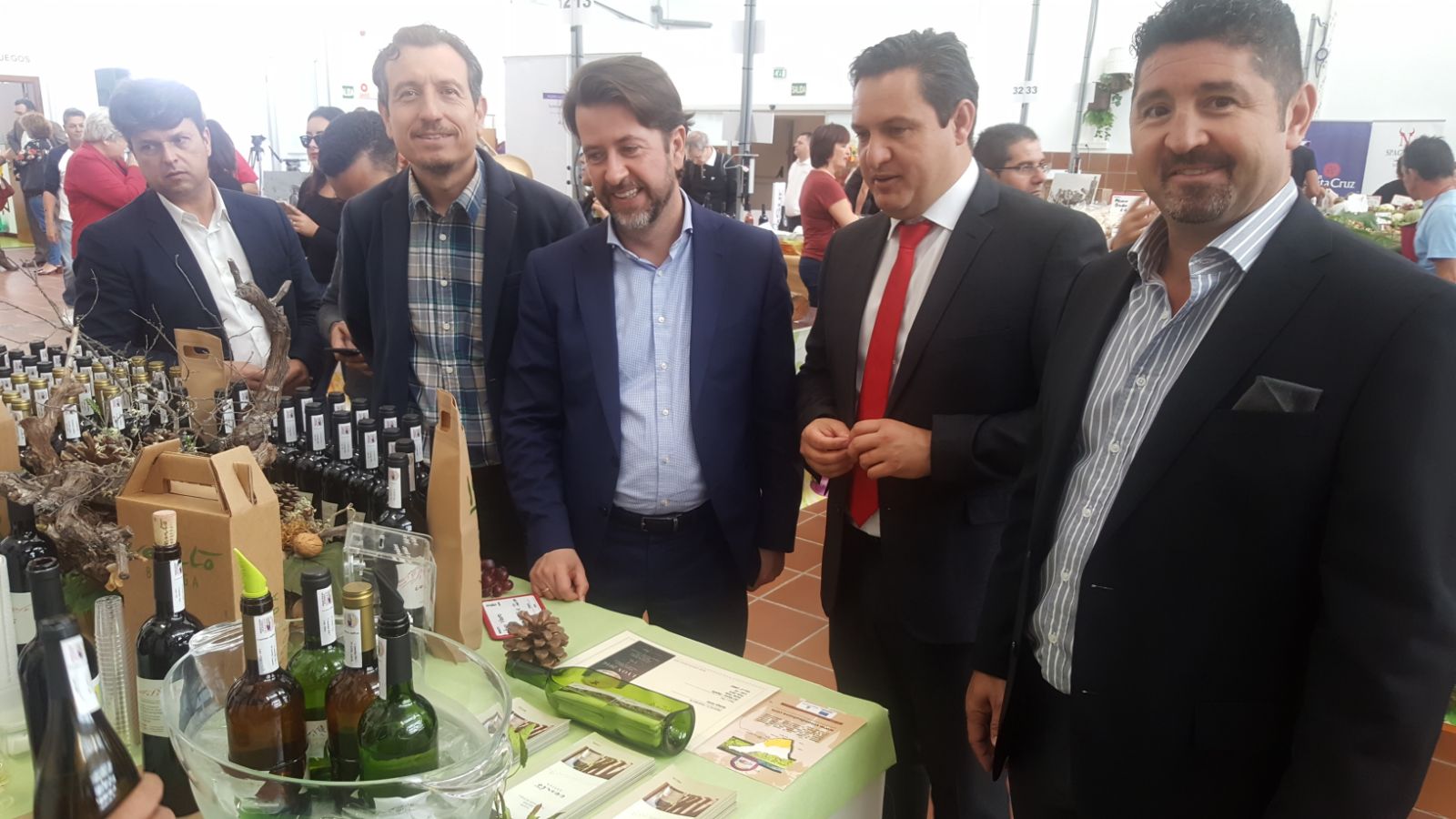 Responsables públicos y empresarios coinciden en que sector primario y turismo deben ir de la mano