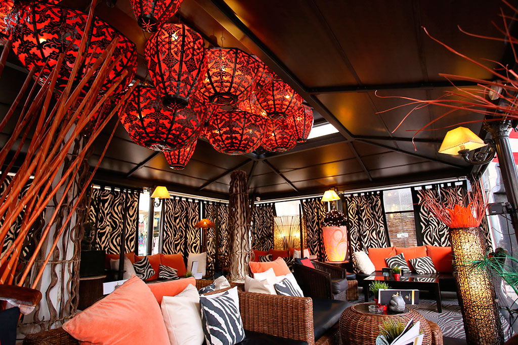 MONKEY BAR & GRILL - Imagen 2