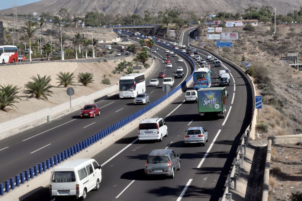 El CEST denuncia los constantes incumplimientos del consejero de Obras Públicas con las obras pendientes en el Sur