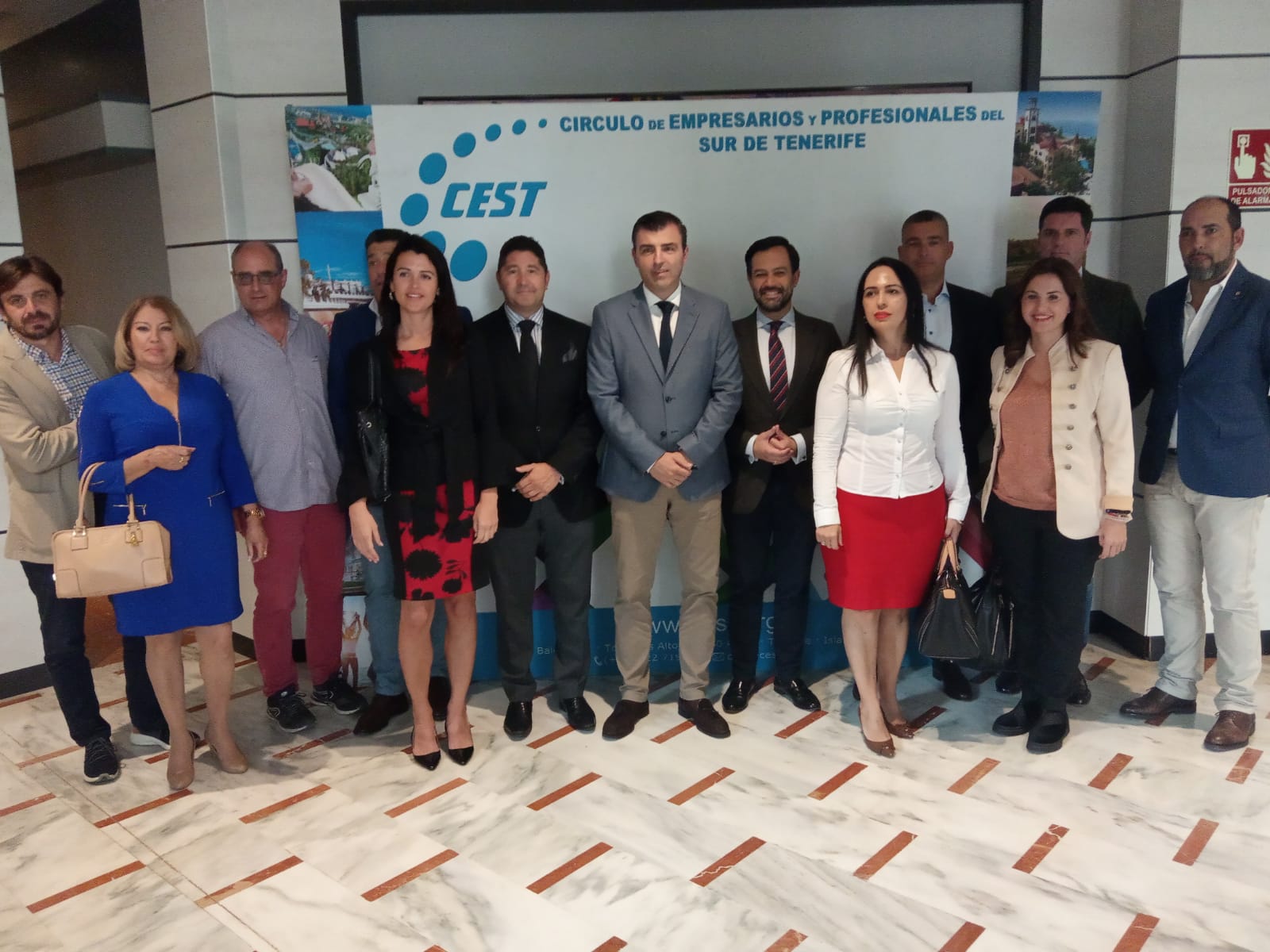 Almuerzo/Coloquio organizado por el Cest y Ashotel con los Candidatos del Partido Popular de Tenerife el 05 de Abril, en el Arona Gran Hotel