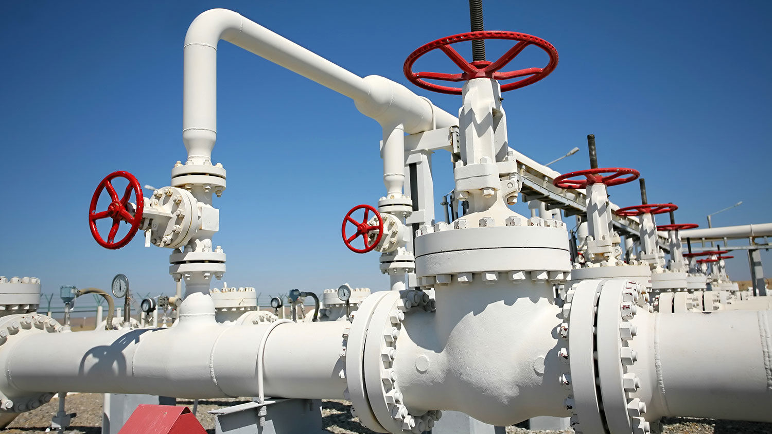 El CEST reclama que se impulse la introducción en la Isla del gas natural licuado