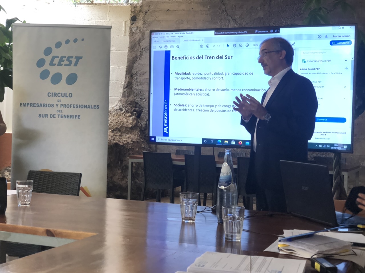El Director Insular de Movilidad, José Alberto León Alonso, ha presentado a la Directiva del Cest el nuevo plan del “Tren del Sur” que el Cabildo de Tenerife quiere proponer a la Unión Europea para su financiación.