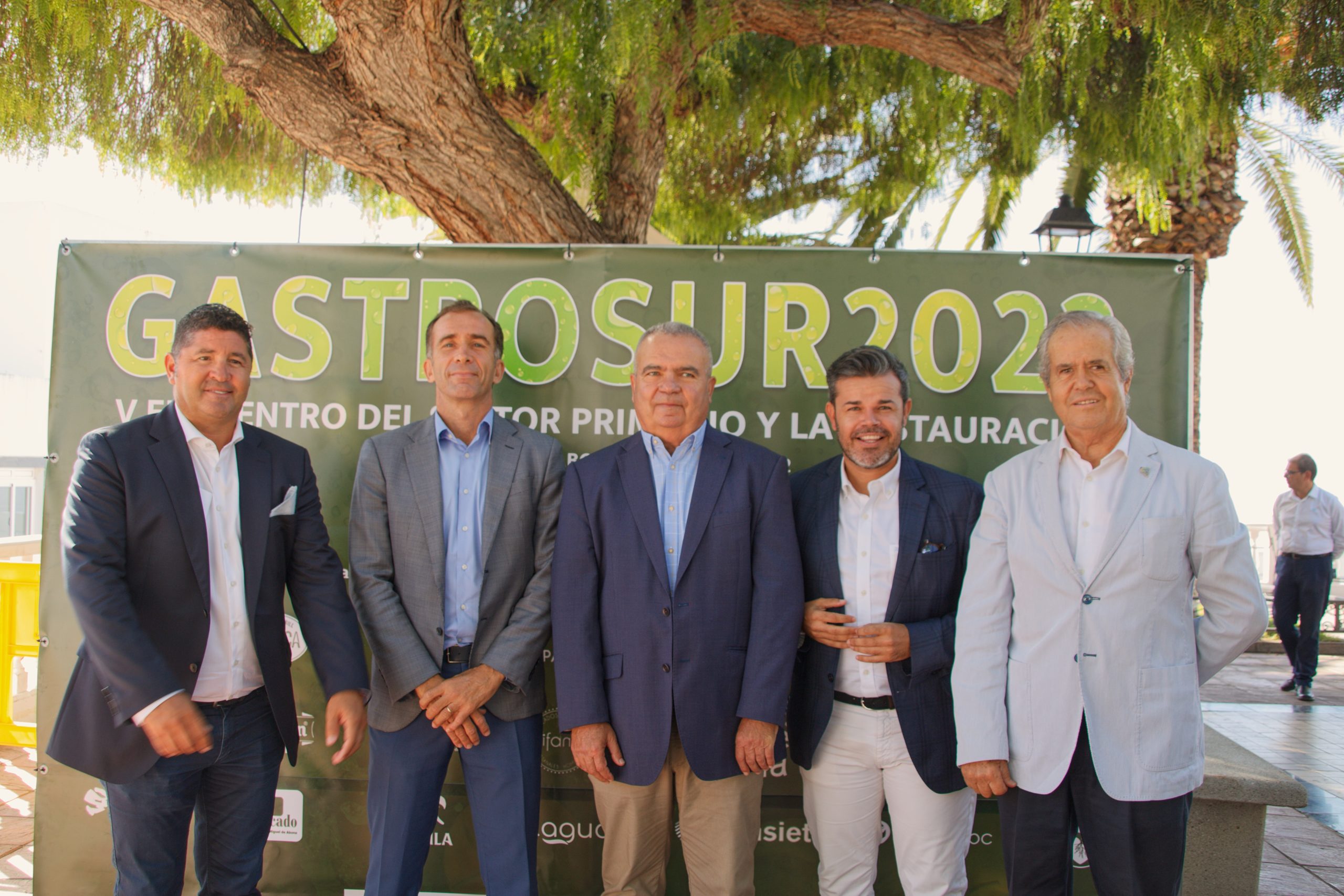 Gran exito del V GASTROSUR 2022, organizado por el CEST · Círculo de Empresarios y Profesionales del Sur de Tenerife en el Municipio de San Miguel de Abona. Fotos y vídeos del evento.