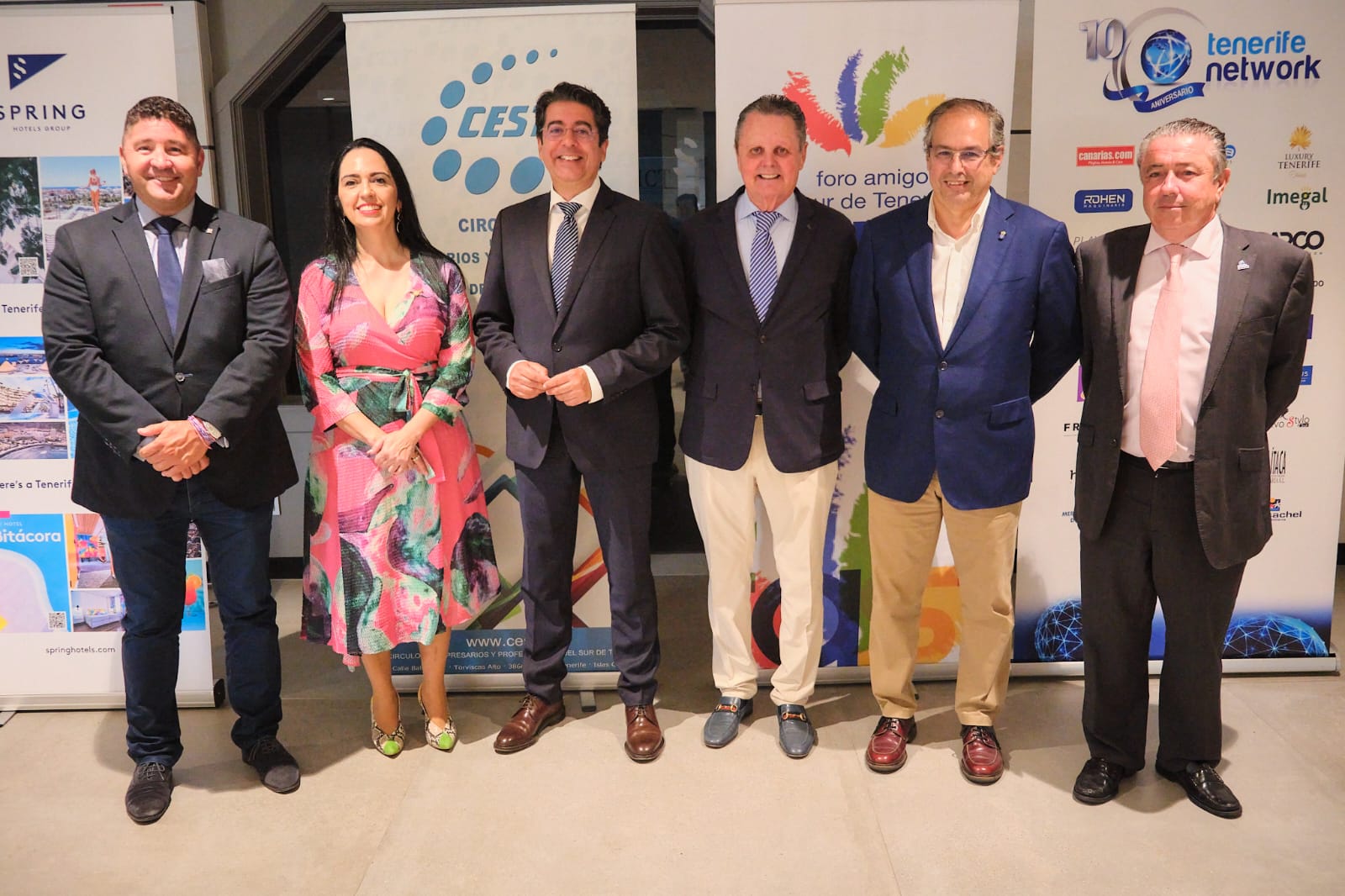 Encuentro con el presidente del Cabildo de Tenerife y candidato del Psoe a la reelección, Pedro Martín.