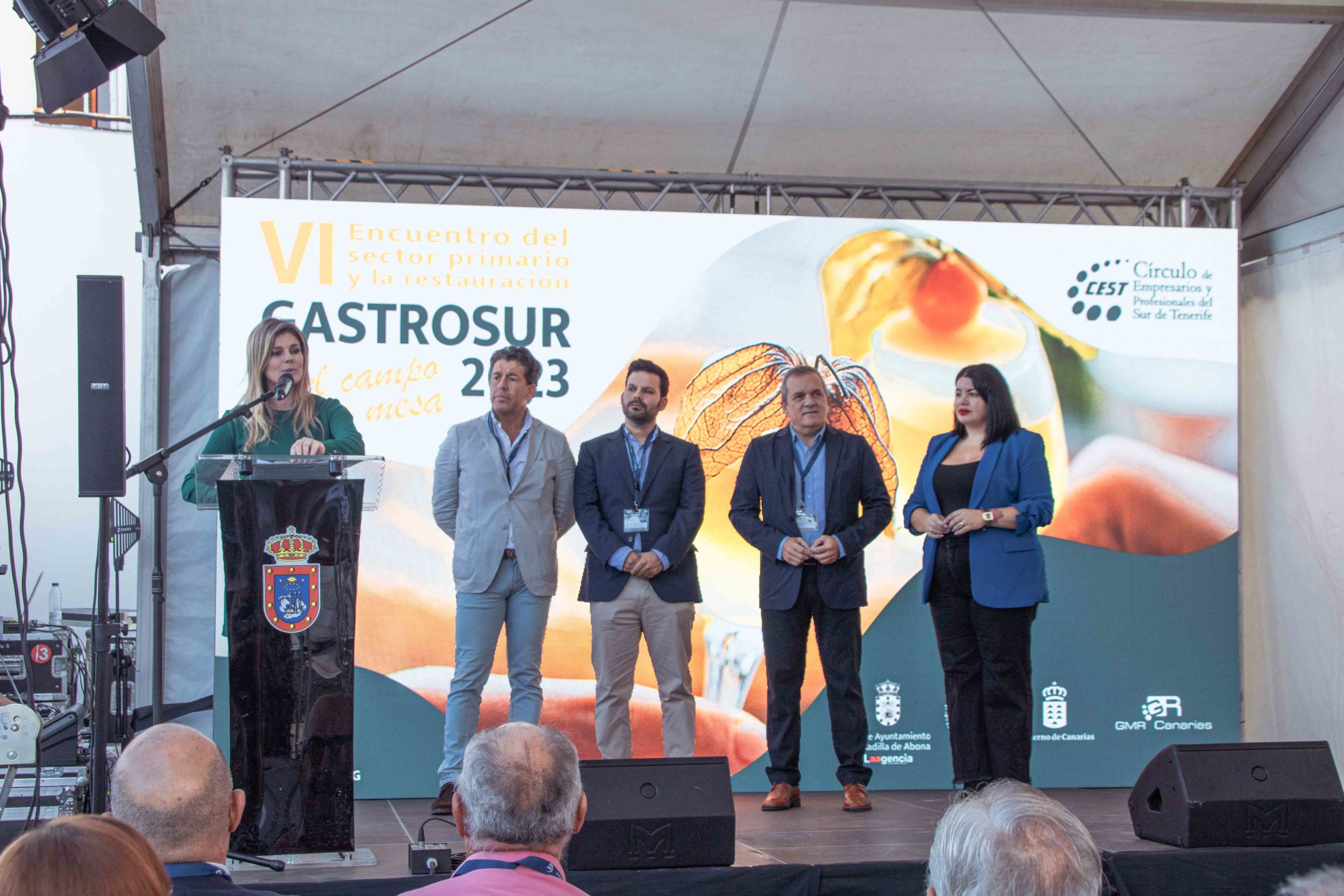 Éxito de la sexta edición de Gastrosur. Vea aquí los videos y fotos del evento celebrado el pasado 14 de octubre en el Mercado de San Isidro.