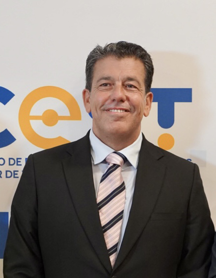 Ahora, más que nunca, es el momento de unir fuerzas y exigir soluciones a los problemas de nuestra comarca.